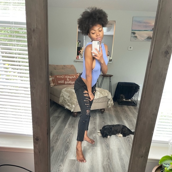 Super Distressed Black Skinny Jeans - Picture 5 of 11